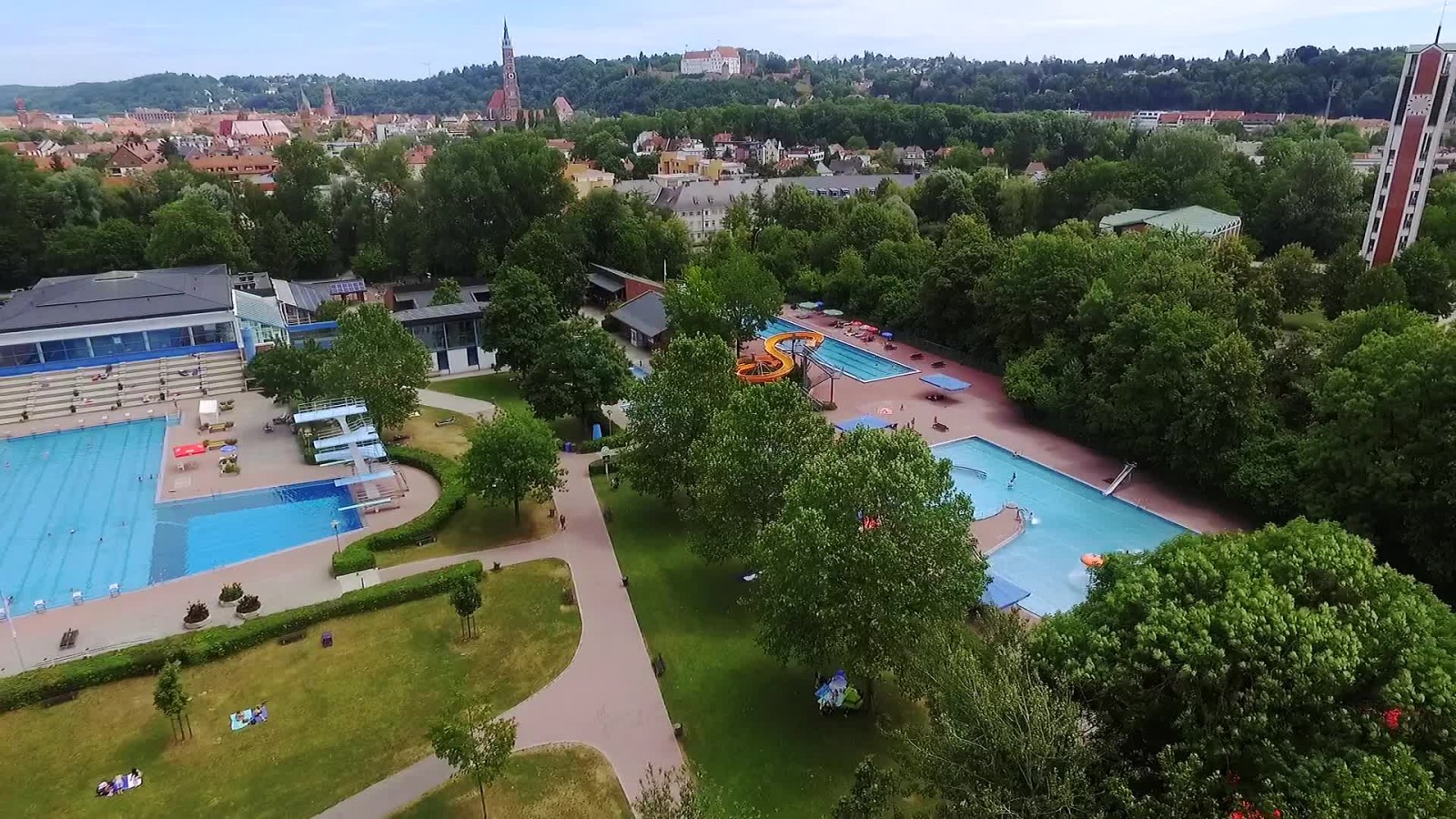 Luftaufnahme von Freibad